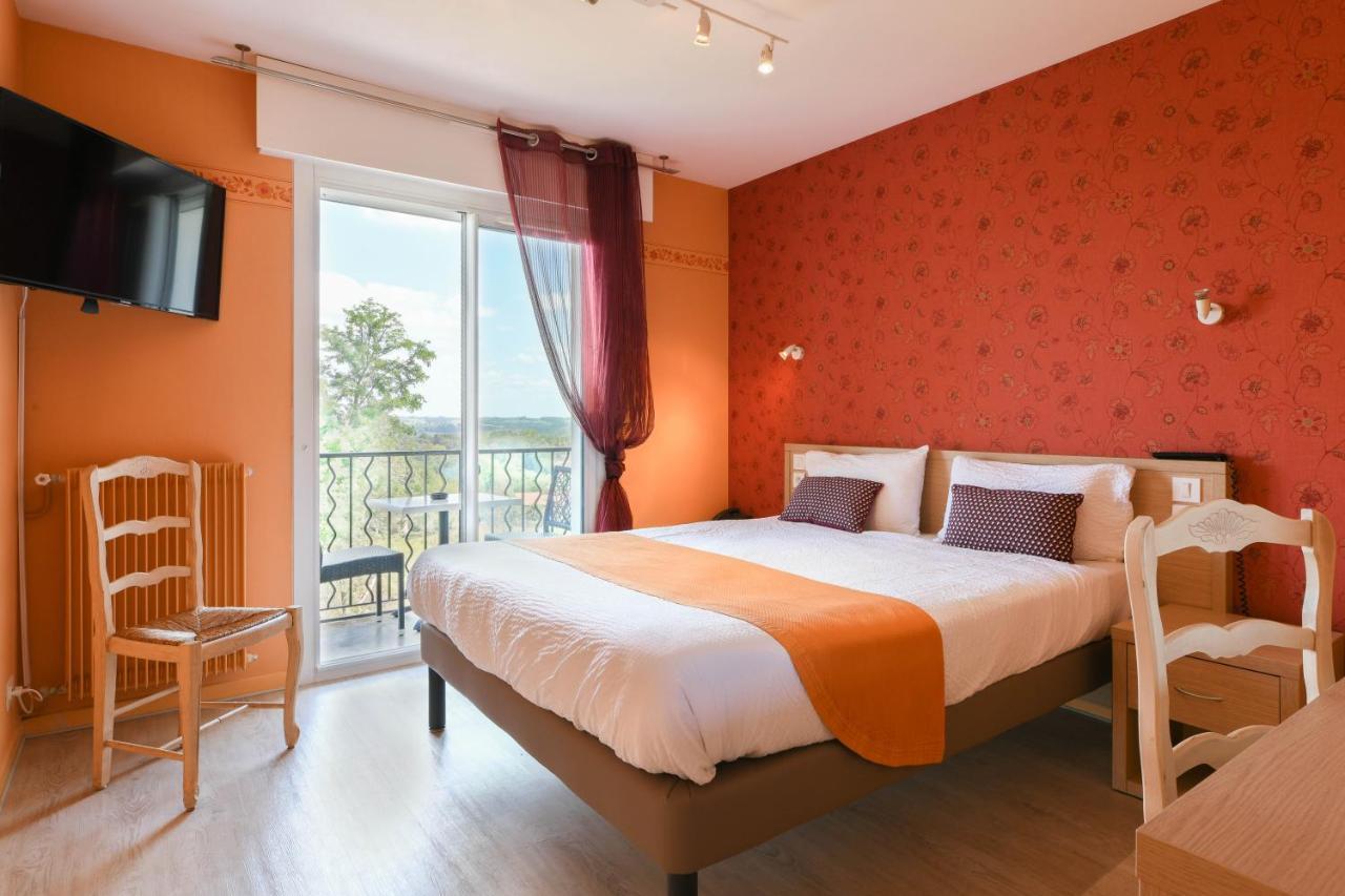 Aux Tauzins Hotel Montfort-en-Chalosse ภายนอก รูปภาพ