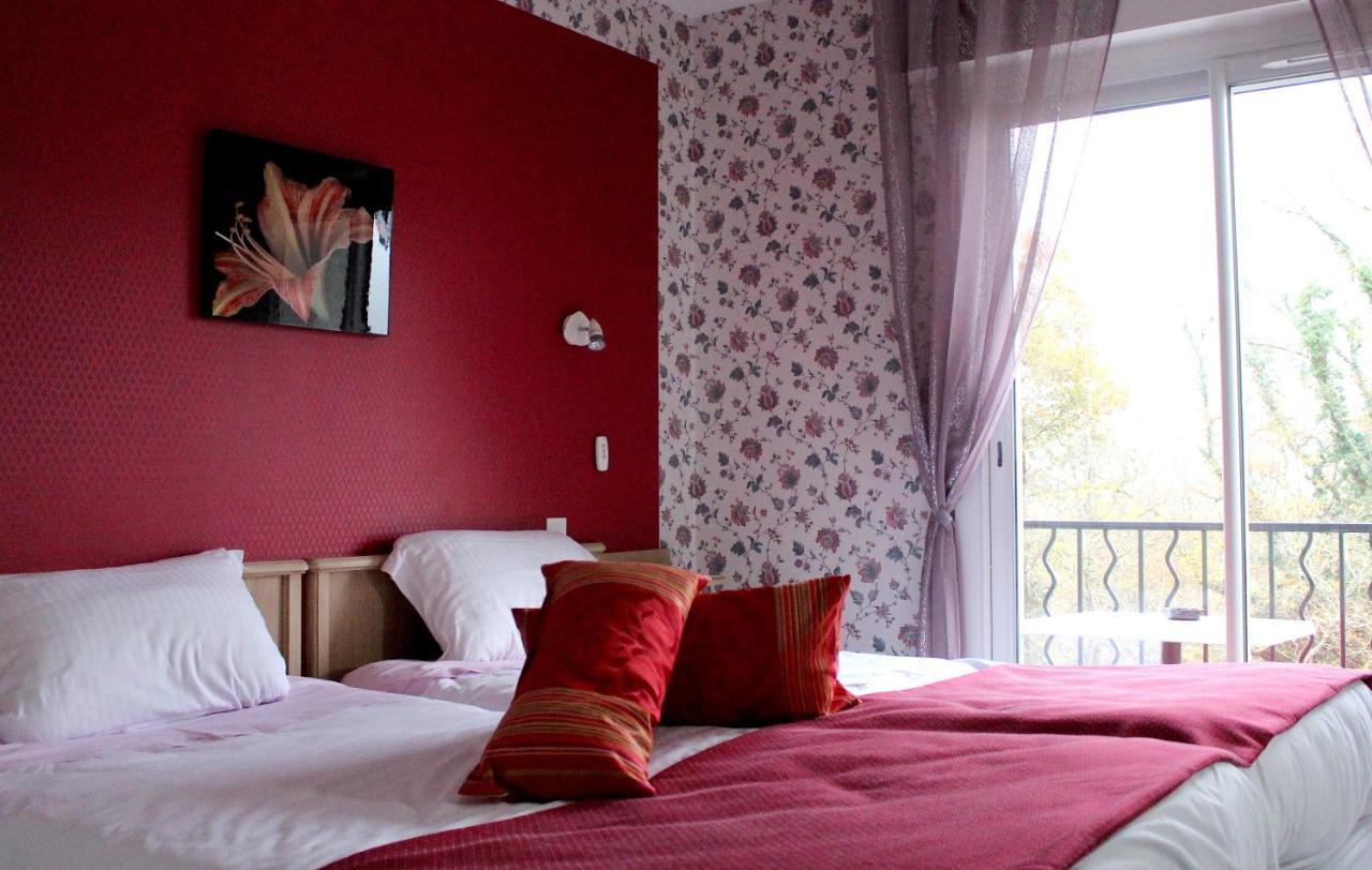 Aux Tauzins Hotel Montfort-en-Chalosse ภายนอก รูปภาพ